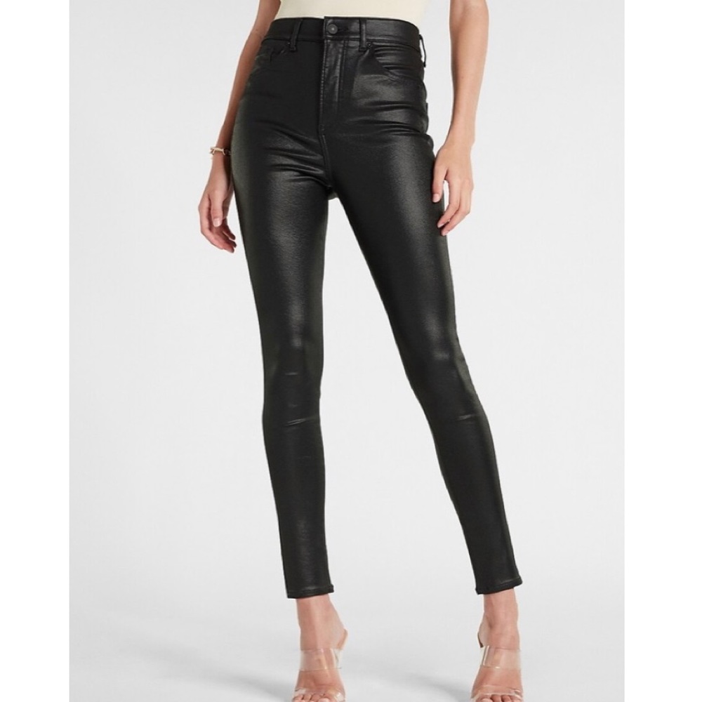 Black Express faux leather skinny jeans size 0